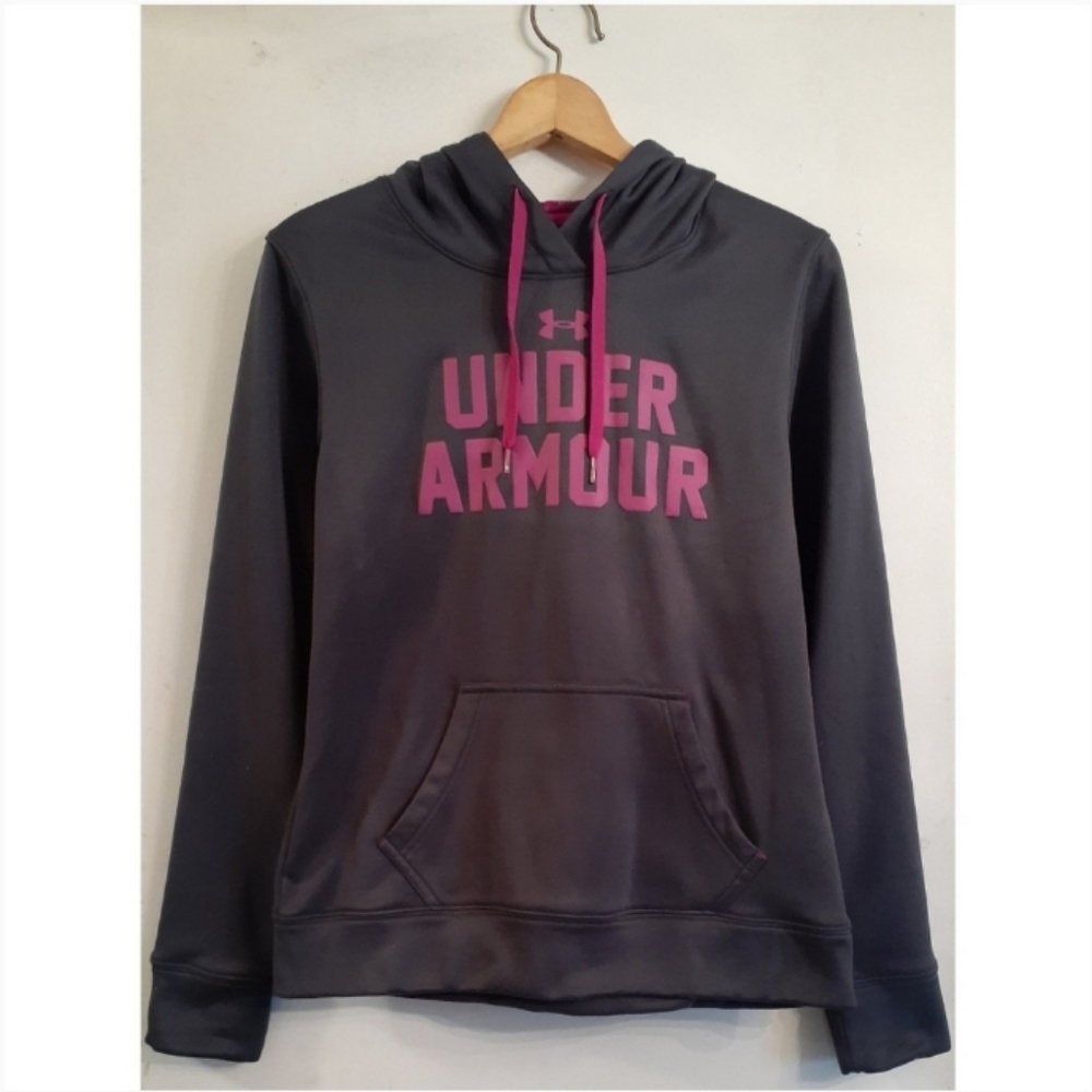 |Under Armour Semi-Fitted Hoodie|